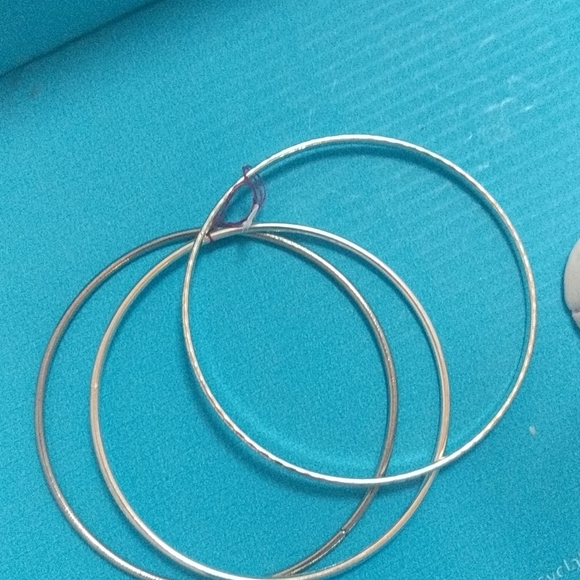 Three silver bracelets - Picture 2 of 2